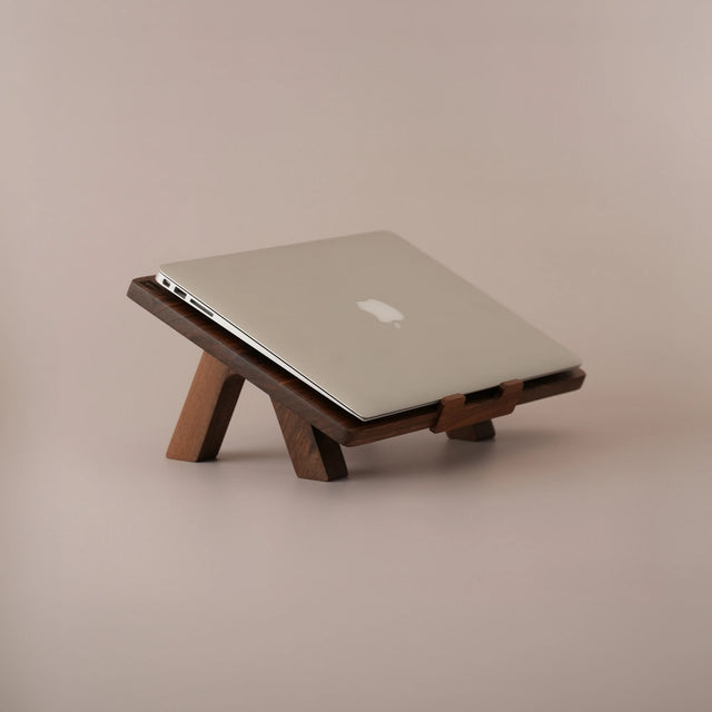Ceviz Ahşap Laptop Standı • Hiza